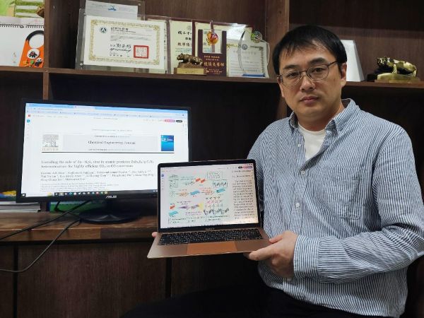 二氧化碳變黃金　中山大學創新光觸媒技術助減碳1